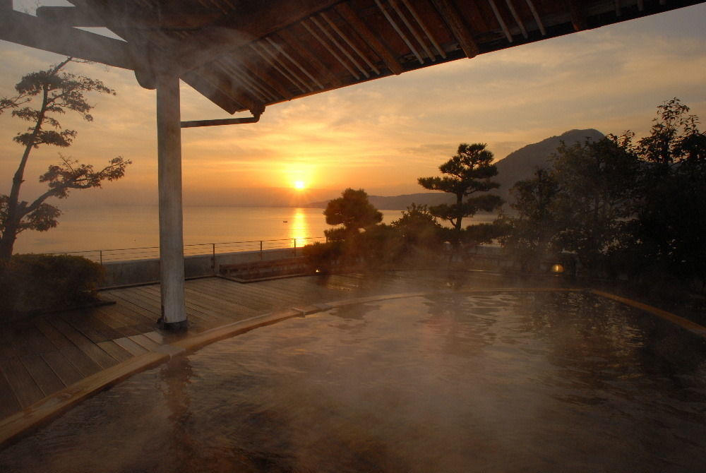 Seaside Hotel Mimatsu Ooetei Бепу Екстериор снимка